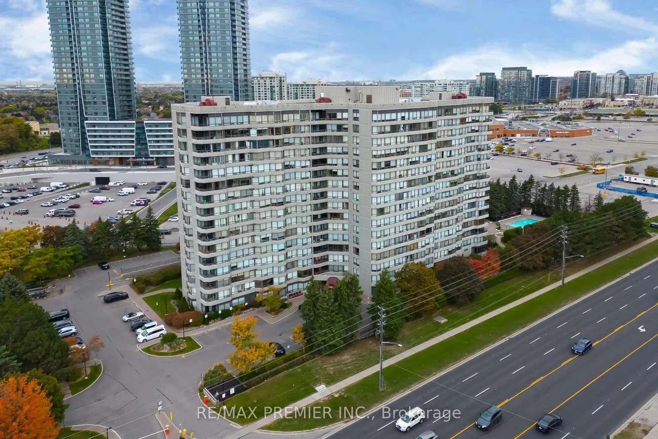 7440, Bathurst, Brownridge, Vaughan