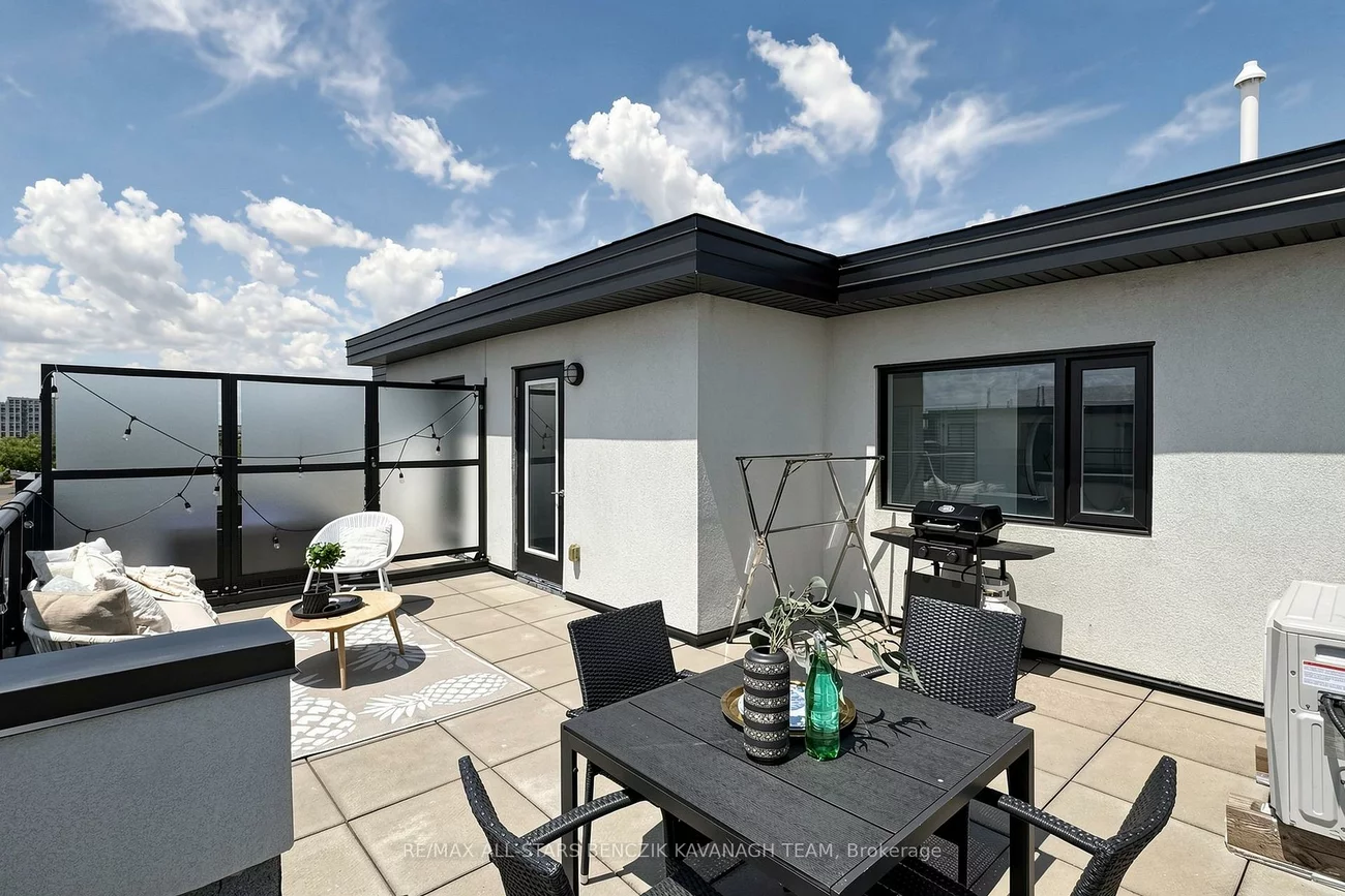5309, Highway 7, Vaughan Grove, Vaughan