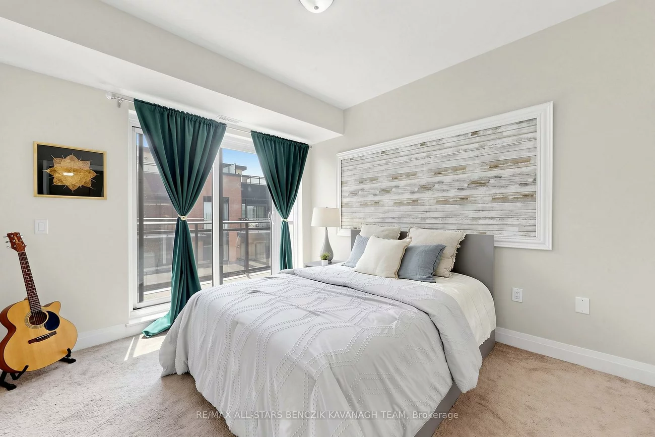 5309, Highway 7, Vaughan Grove, Vaughan