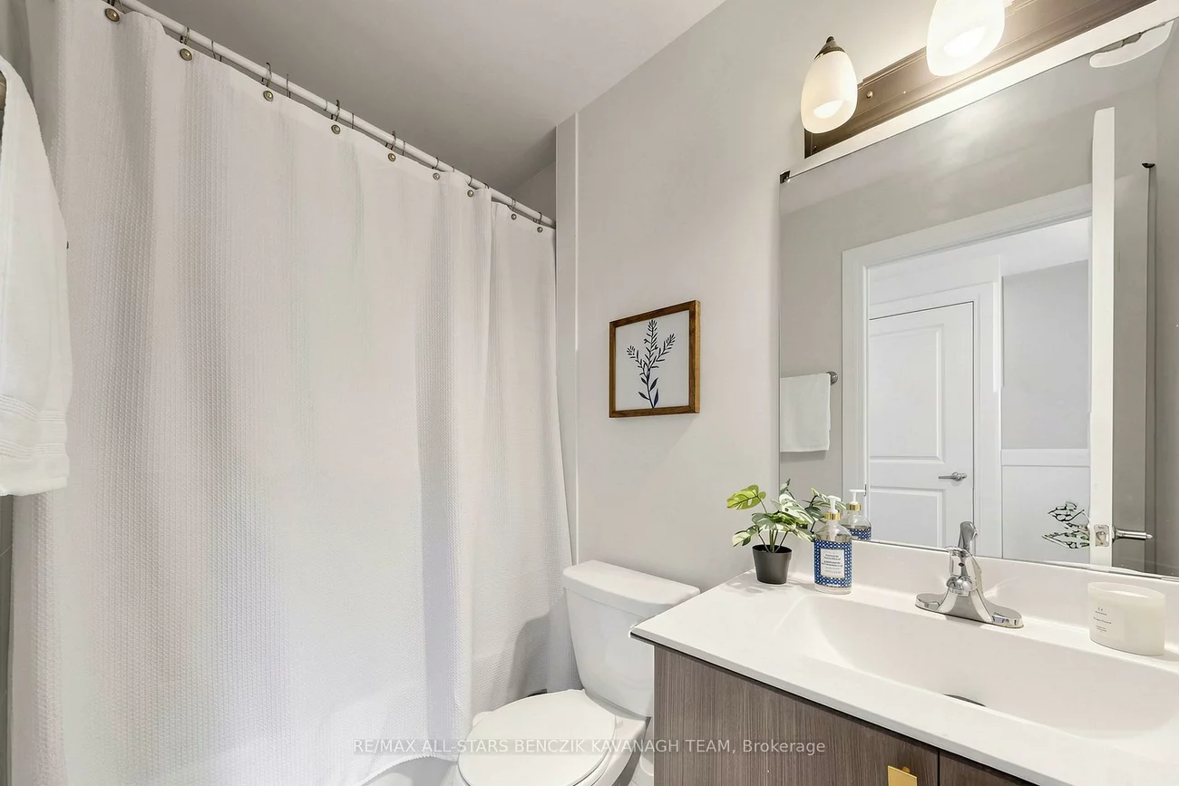 5309, Highway 7, Vaughan Grove, Vaughan