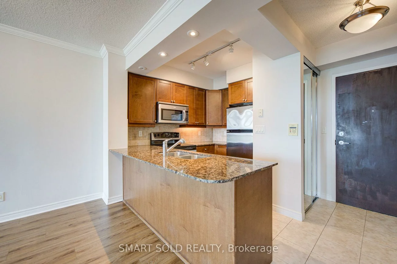 100, Promenade, Brownridge, Vaughan