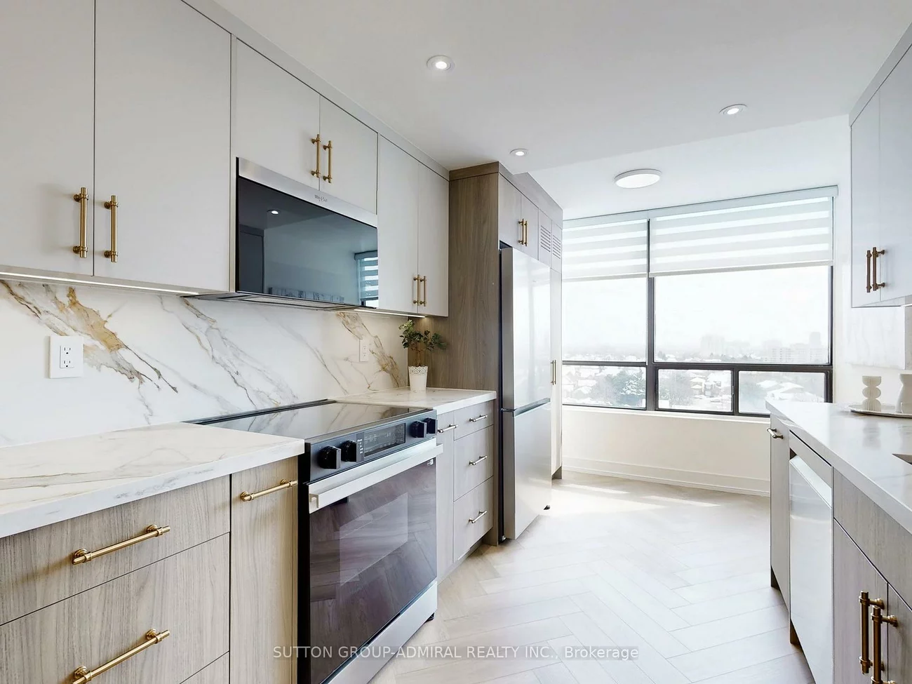 7440, Bathurst, Brownridge, Vaughan