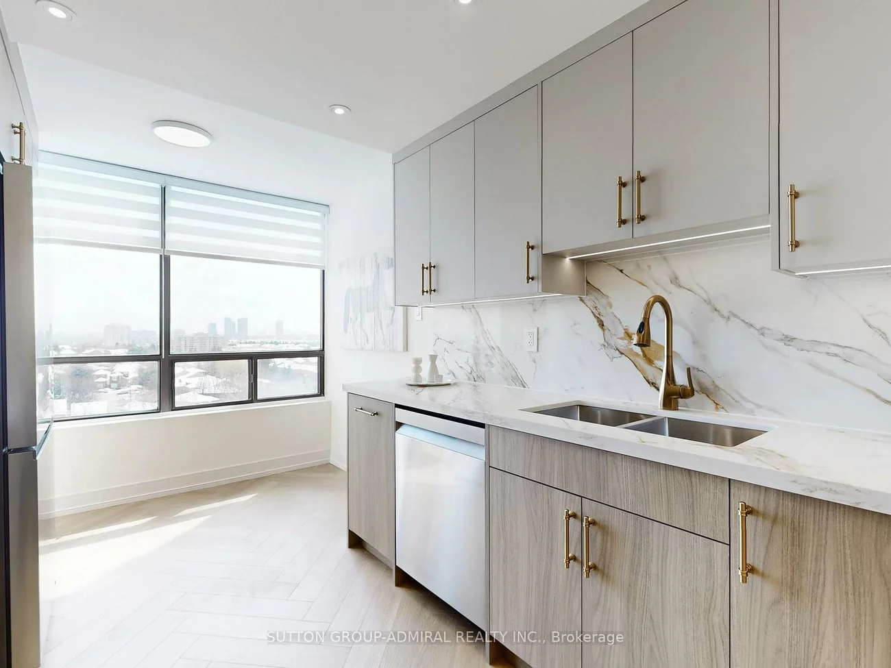 7440, Bathurst, Brownridge, Vaughan