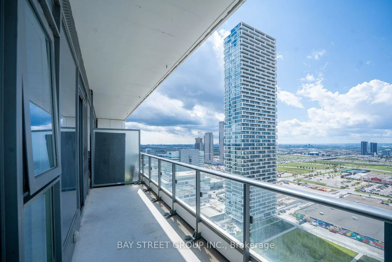 950, Portage, Vaughan Corporate Centre, Vaughan