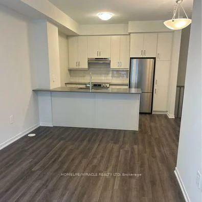 39, Honeycrisp, Vaughan Corporate Centre, Vaughan