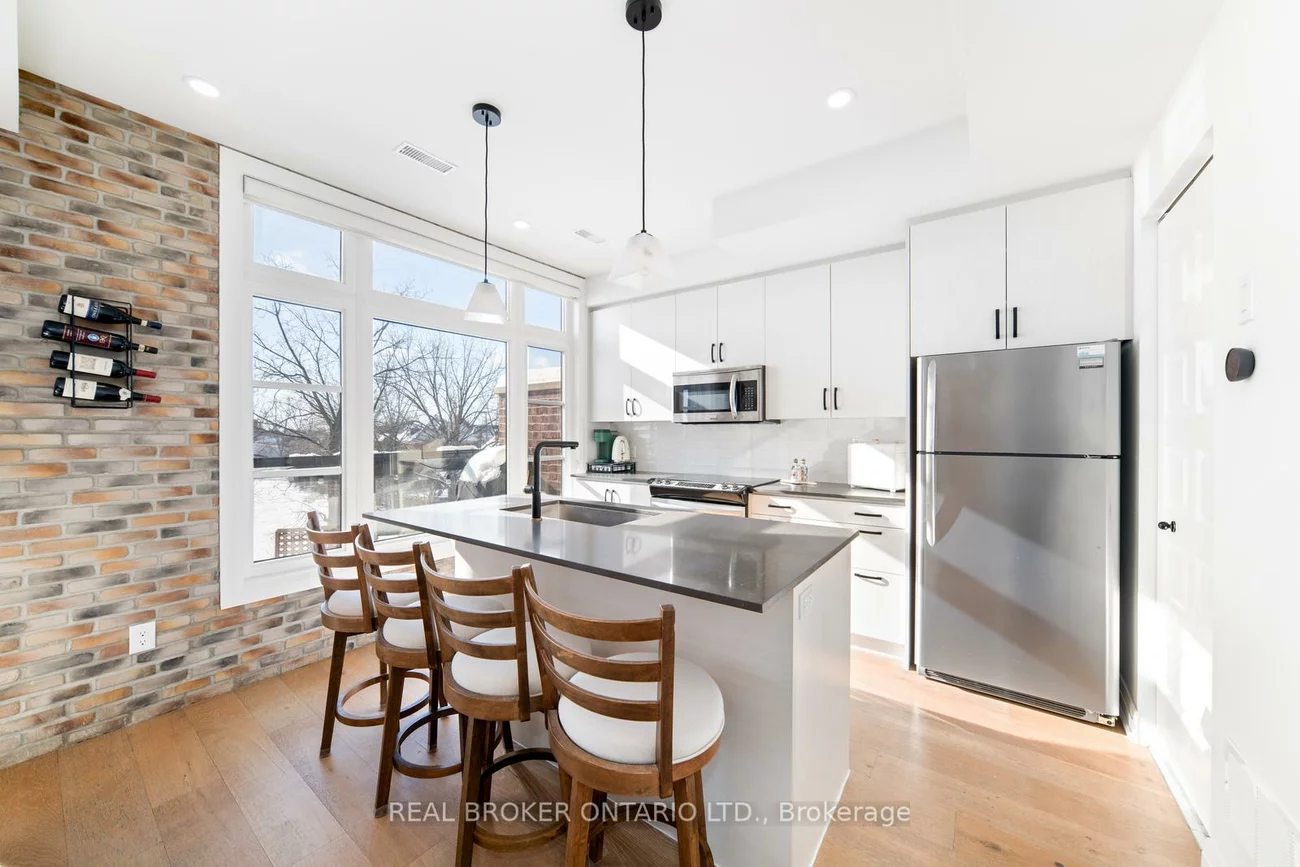8167, Kipling, West Woodbridge, Vaughan