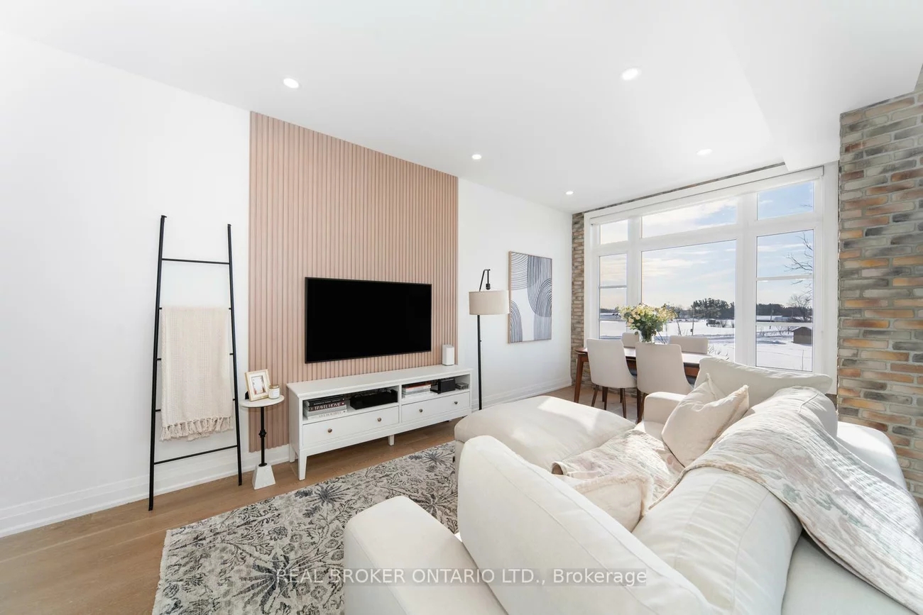 8167, Kipling, West Woodbridge, Vaughan