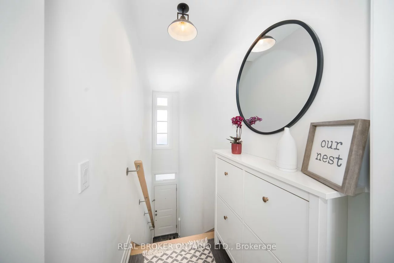 8167, Kipling, West Woodbridge, Vaughan