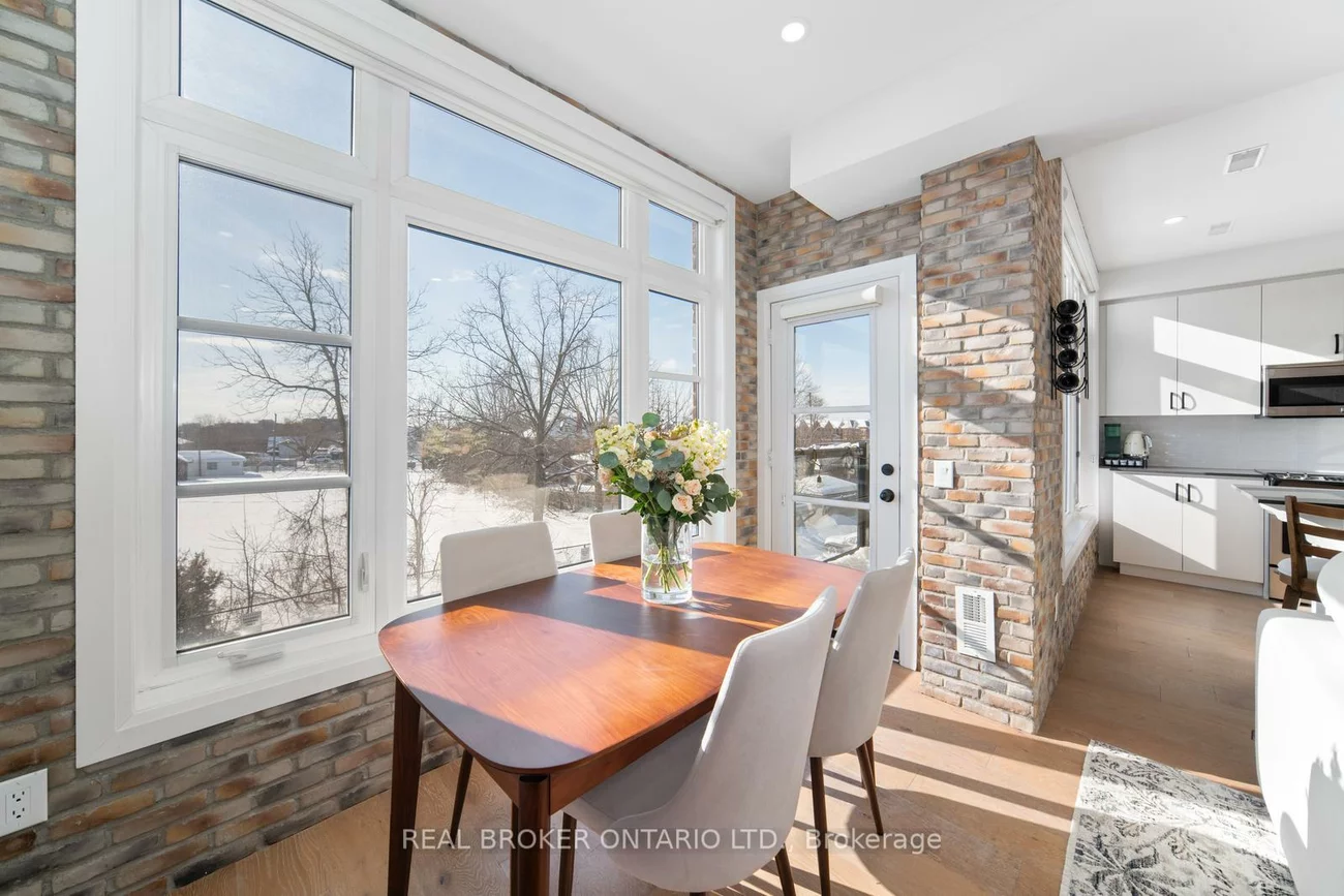 8167, Kipling, West Woodbridge, Vaughan