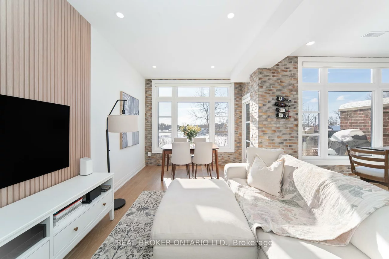 8167, Kipling, West Woodbridge, Vaughan