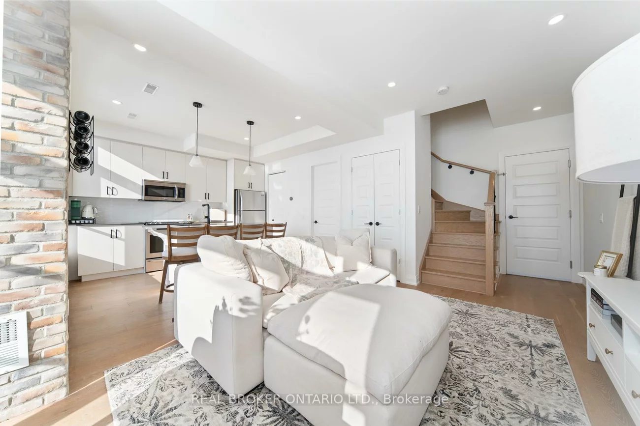 8167, Kipling, West Woodbridge, Vaughan