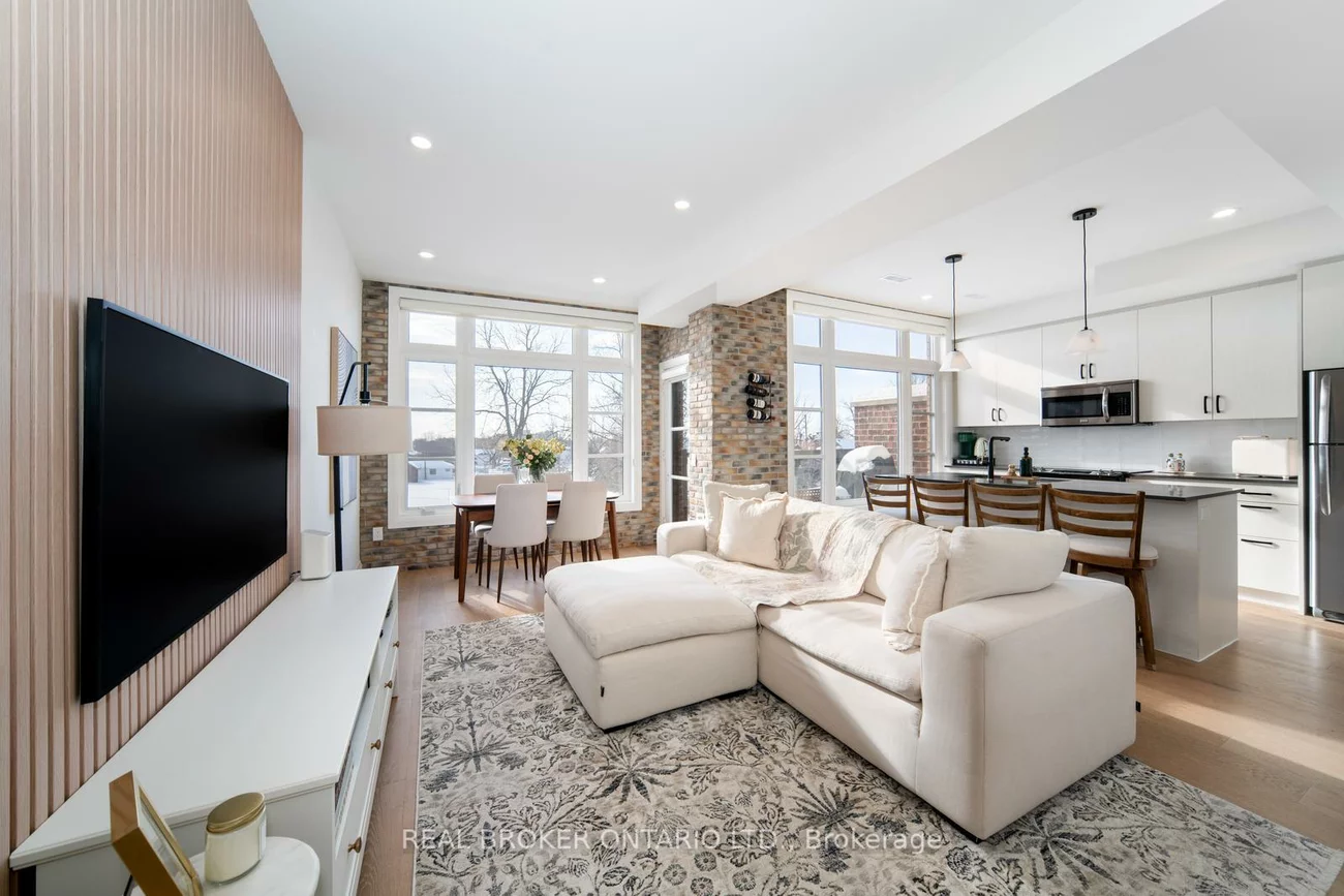 8167, Kipling, West Woodbridge, Vaughan