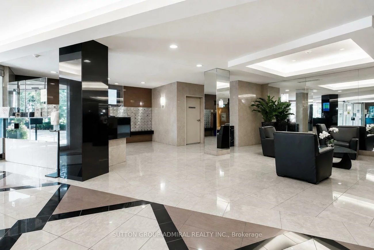 7250, Yonge, Crestwood-Springfarm-Yorkhill, Vaughan