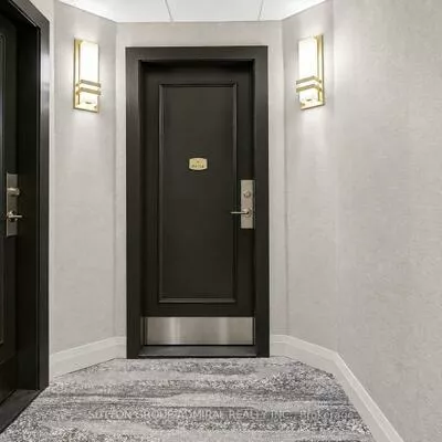 7250, Yonge, Crestwood-Springfarm-Yorkhill, Vaughan