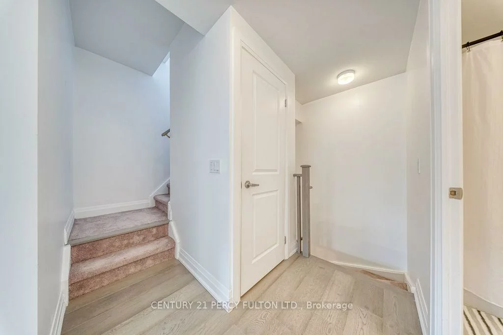 5289, Highway 7, Vaughan Grove, Vaughan