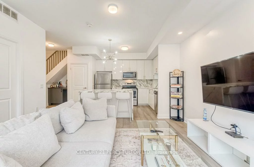 5289, Highway 7, Vaughan Grove, Vaughan