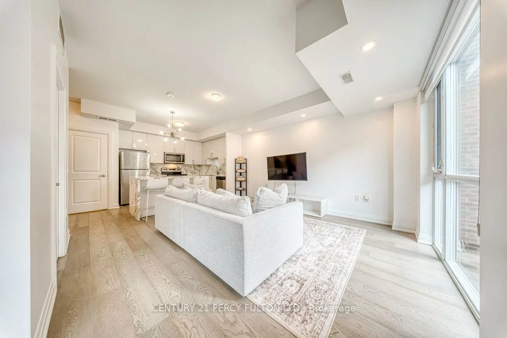 5289, Highway 7, Vaughan Grove, Vaughan