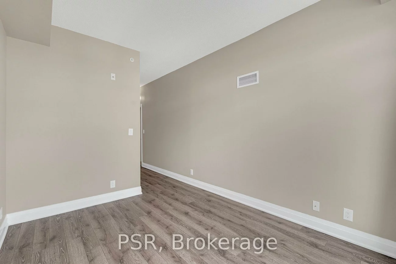 24, Woodstream, Vaughan Grove, Vaughan