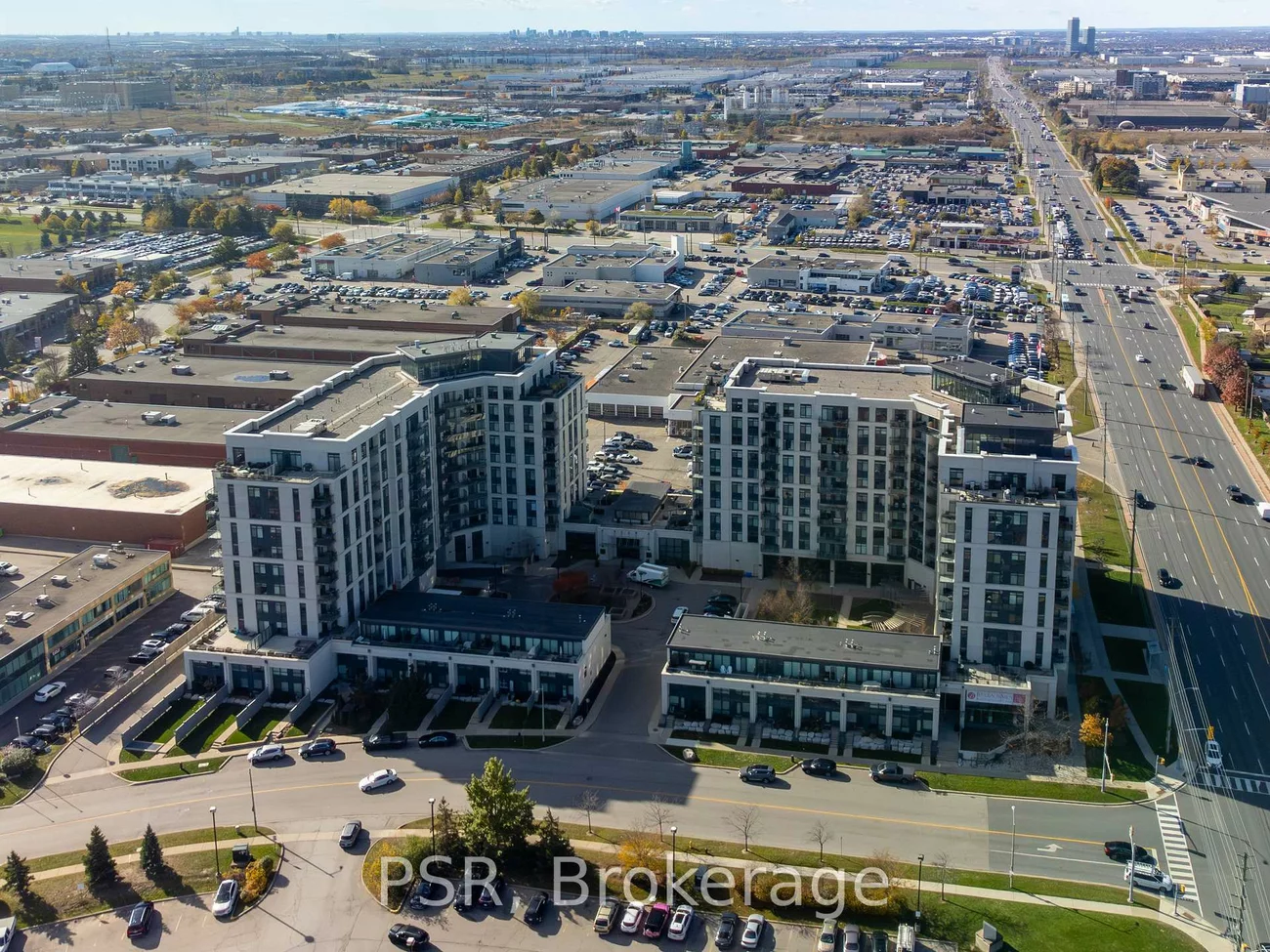 24, Woodstream, Vaughan Grove, Vaughan