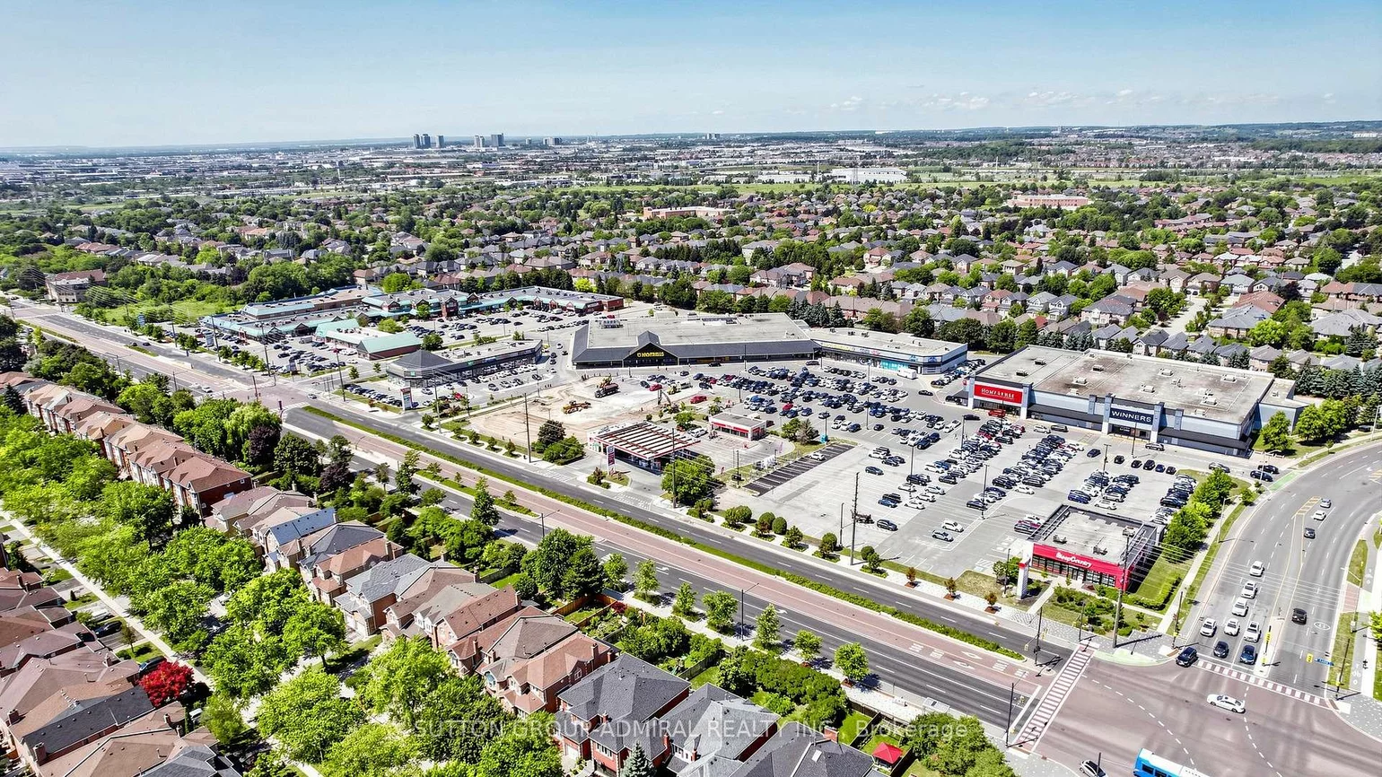 735, New Westminster, Brownridge, Vaughan