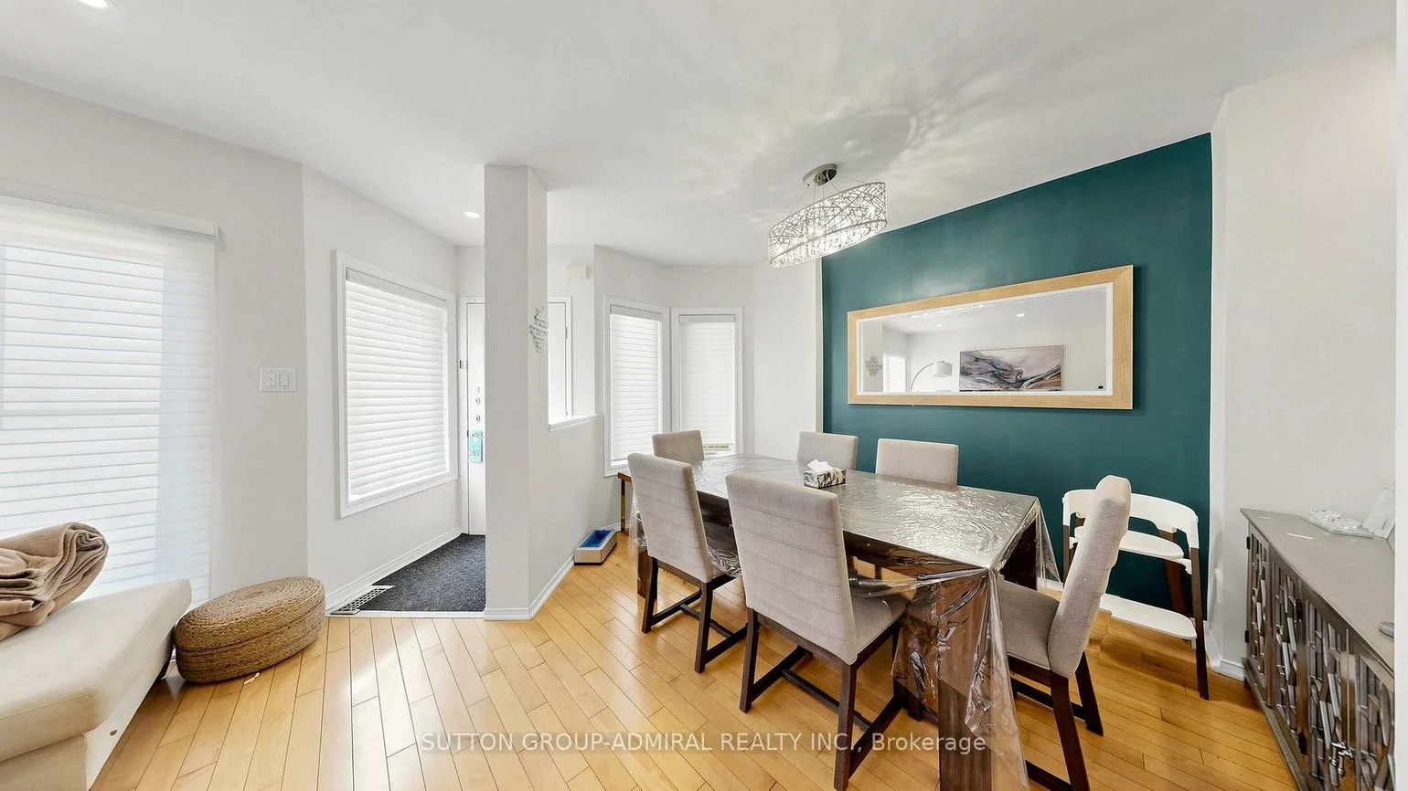 735, New Westminster, Brownridge, Vaughan