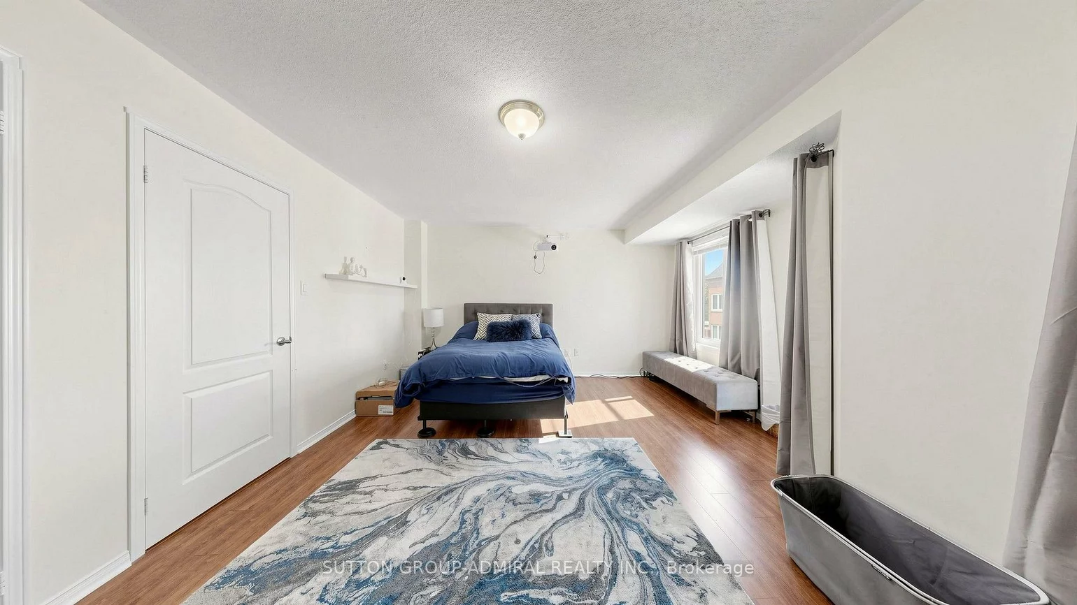 735, New Westminster, Brownridge, Vaughan