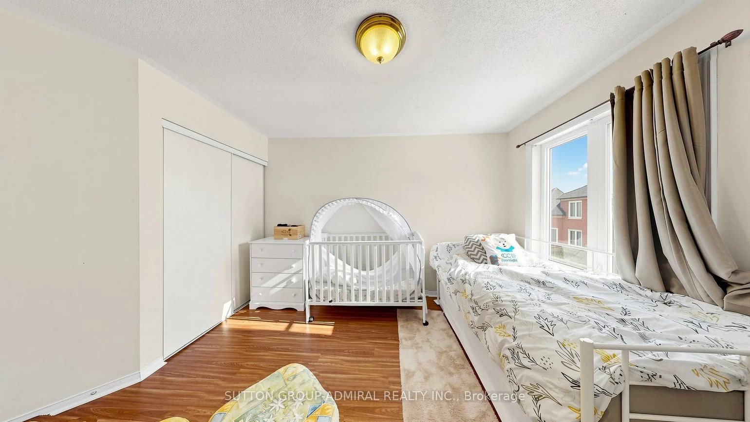735, New Westminster, Brownridge, Vaughan