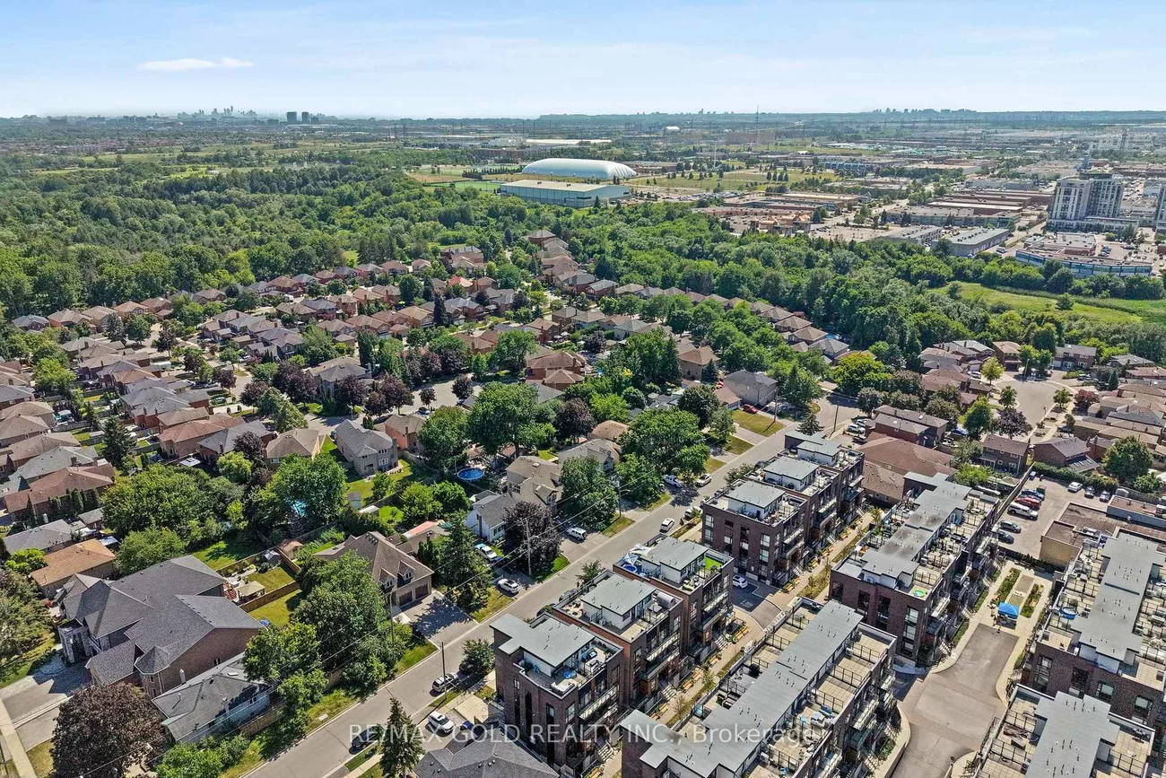 18, Coles, Vaughan Grove, Vaughan