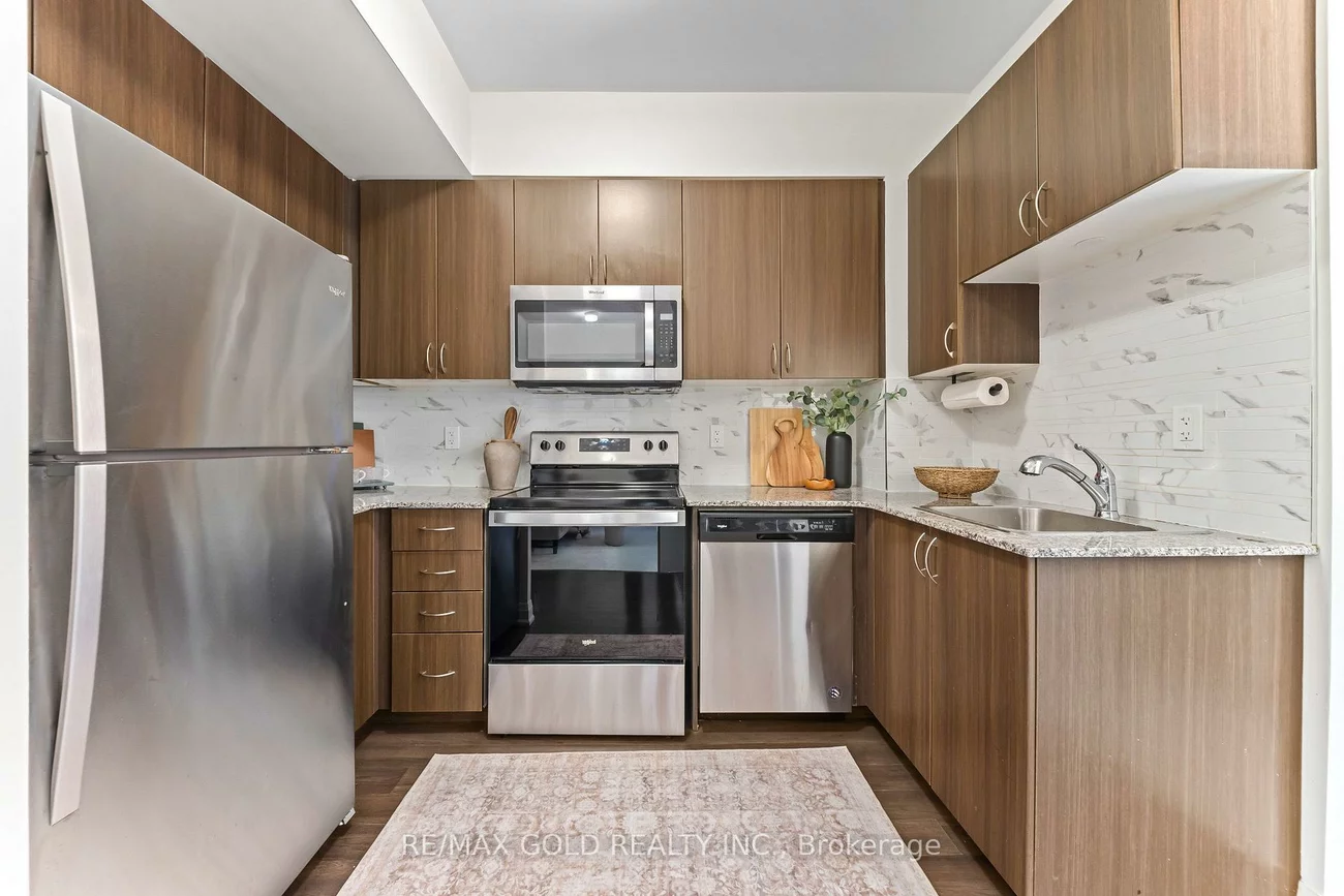 18, Coles, Vaughan Grove, Vaughan