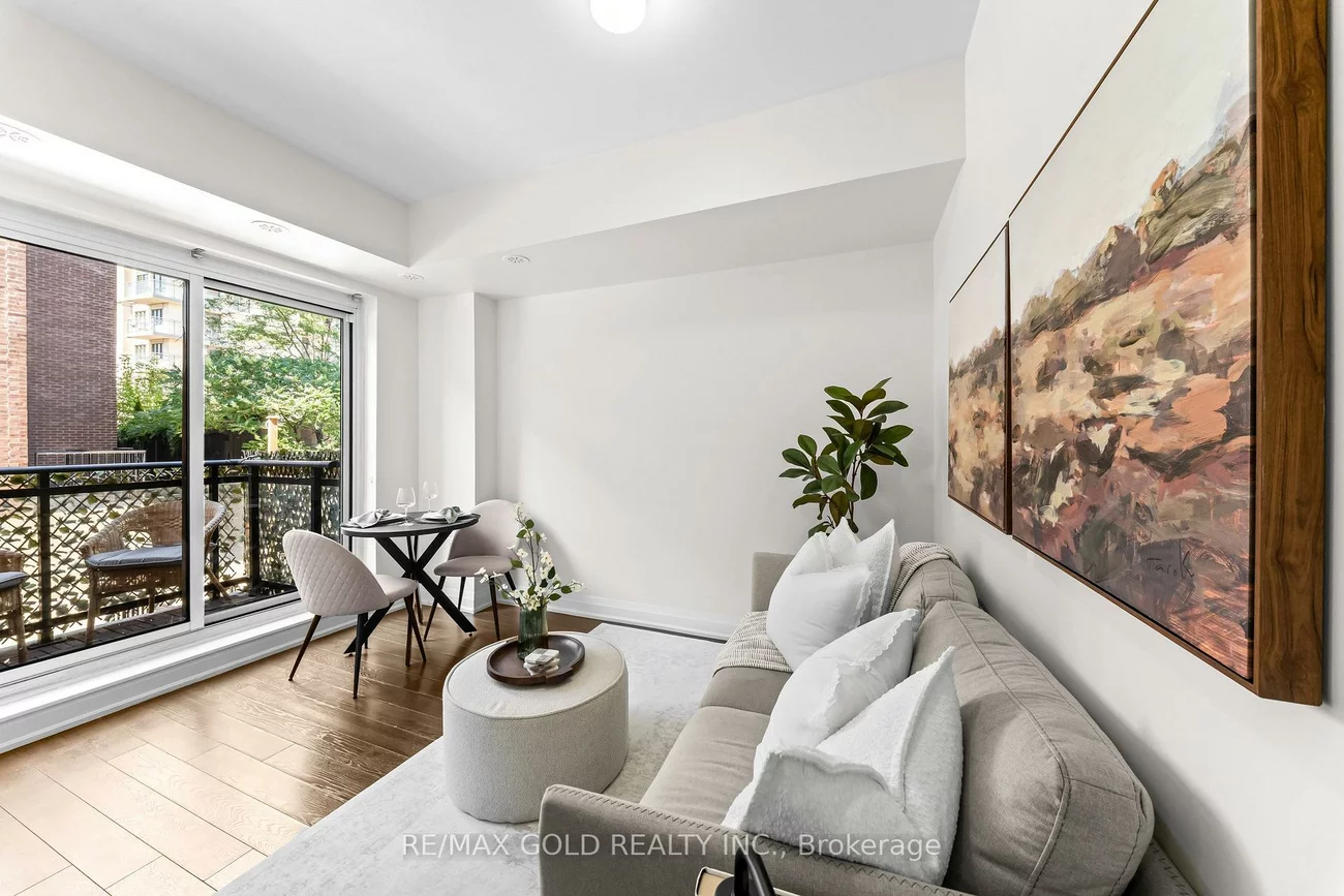 18, Coles, Vaughan Grove, Vaughan