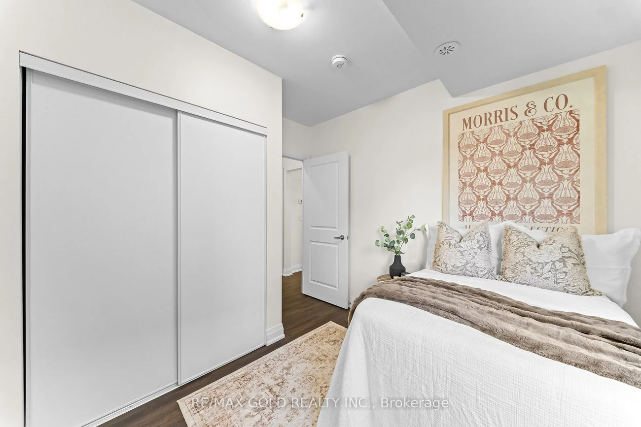 18, Coles, Vaughan Grove, Vaughan