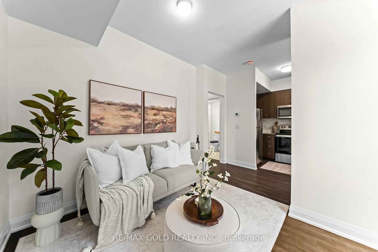 18, Coles, Vaughan Grove, Vaughan
