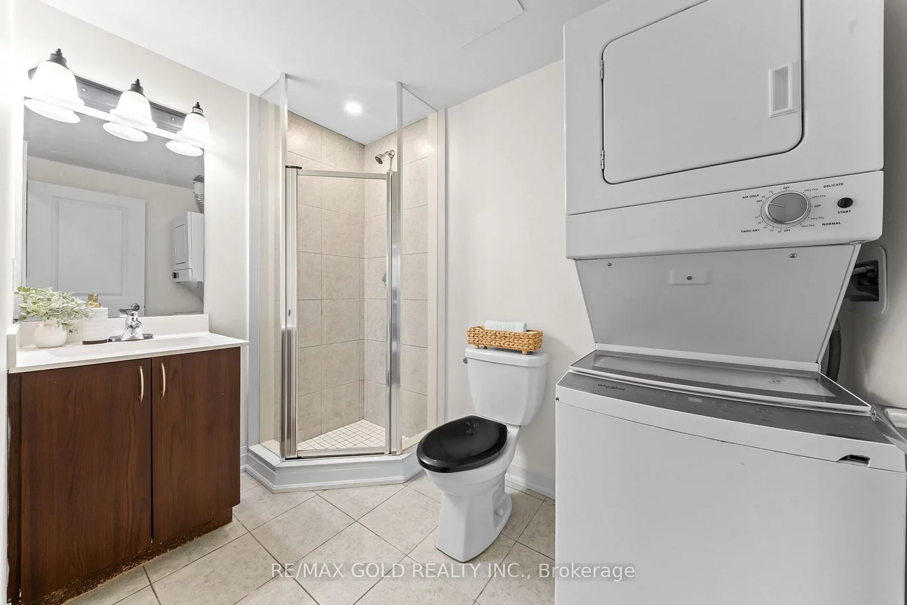 18, Coles, Vaughan Grove, Vaughan