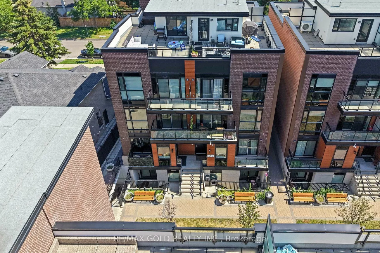 18, Coles, Vaughan Grove, Vaughan