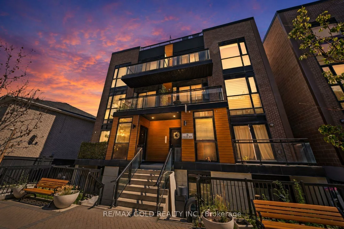 18, Coles, Vaughan Grove, Vaughan