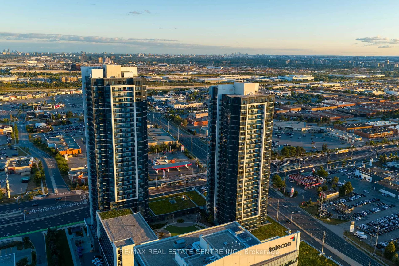3600, Highway 7, Vaughan Corporate Centre, Vaughan