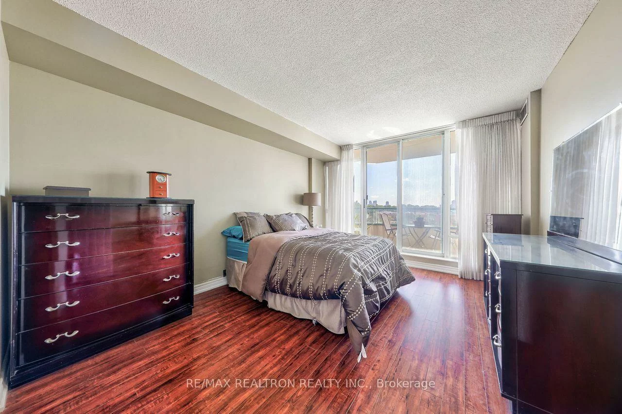 120, Promenade, Brownridge, Vaughan