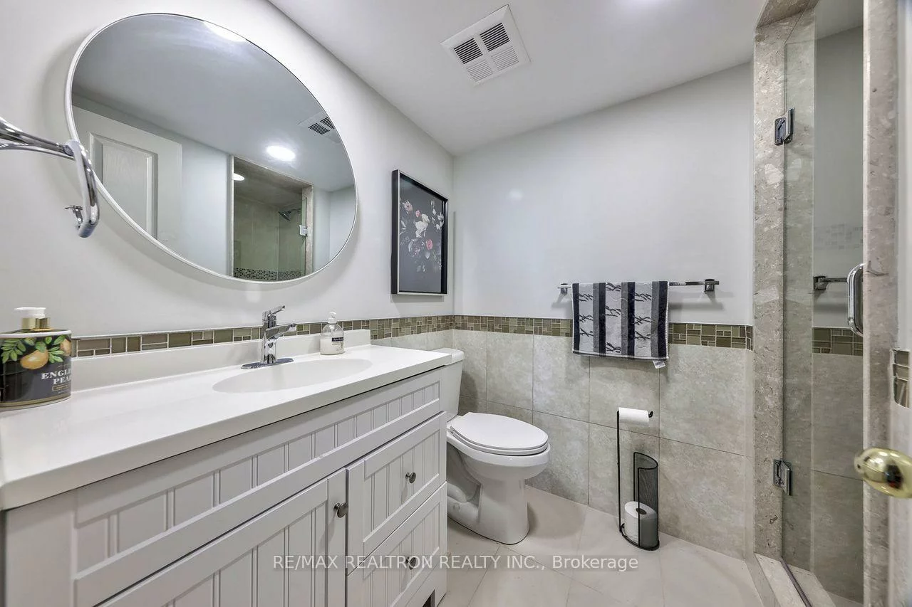 120, Promenade, Brownridge, Vaughan