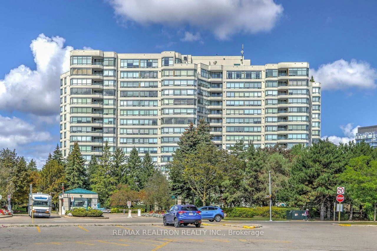 120, Promenade, Brownridge, Vaughan