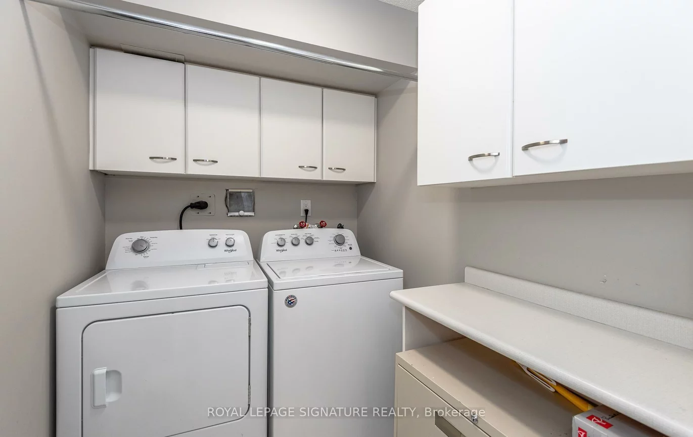 7300, Yonge, Crestwood-Springfarm-Yorkhill, Vaughan