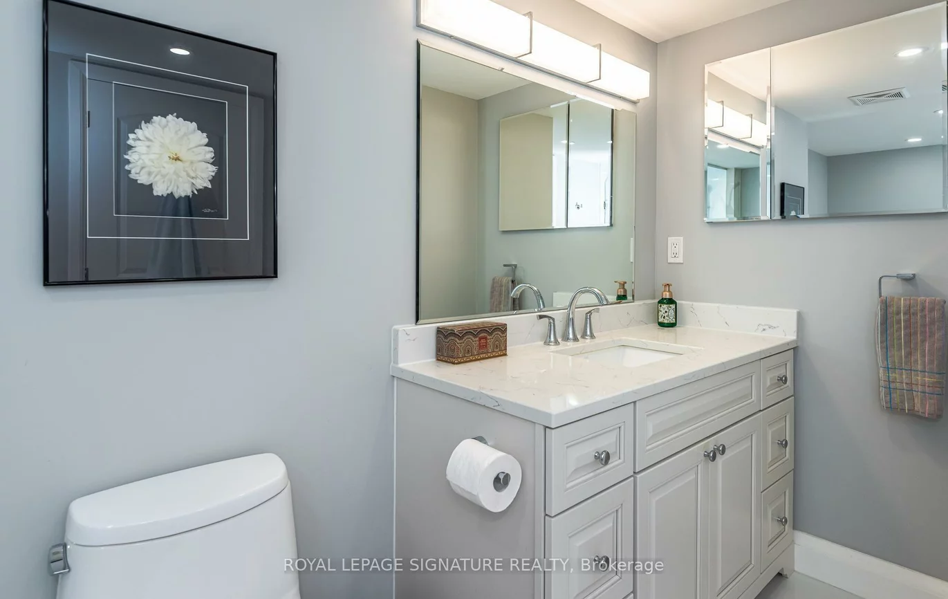 7300, Yonge, Crestwood-Springfarm-Yorkhill, Vaughan