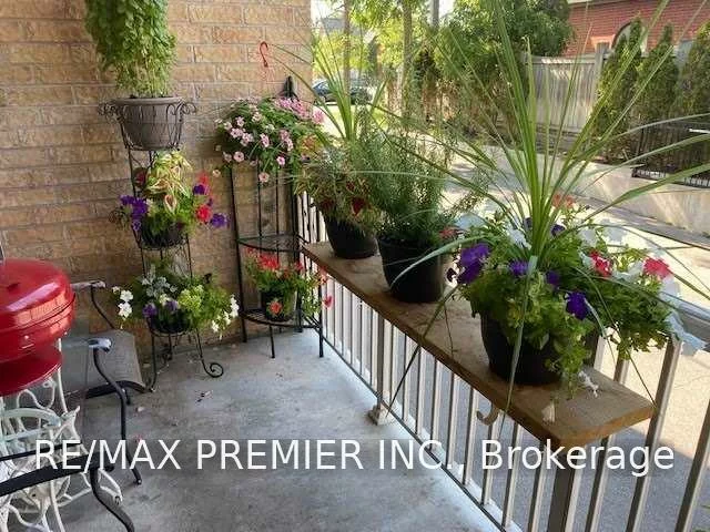 9901, Keele, Maple, Vaughan