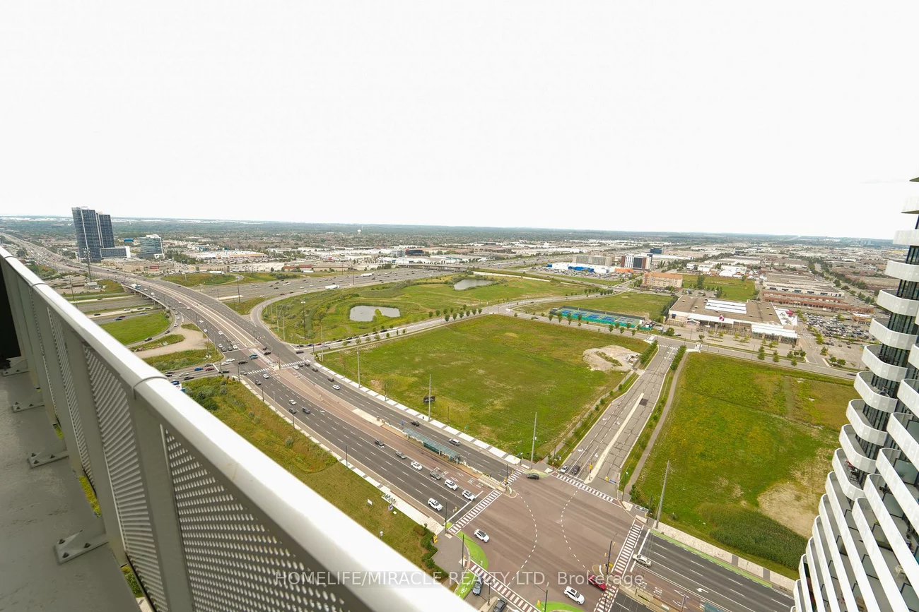 195, Commerce, Vaughan Corporate Centre, Vaughan
