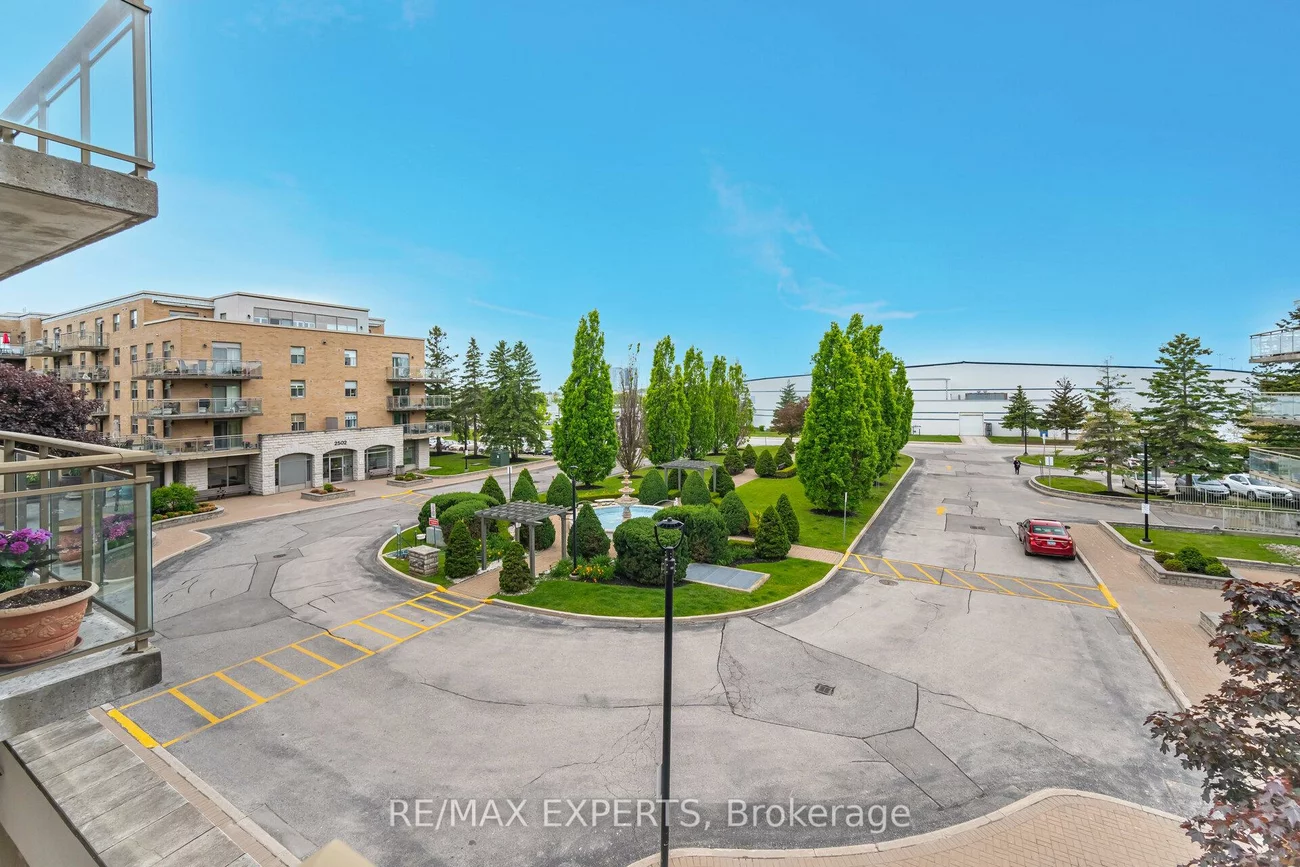 2504, Rutherford, Maple, Vaughan