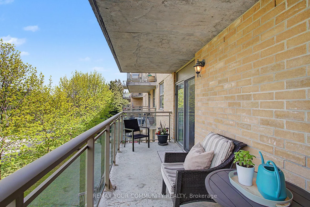 2506, Rutherford, Maple, Vaughan