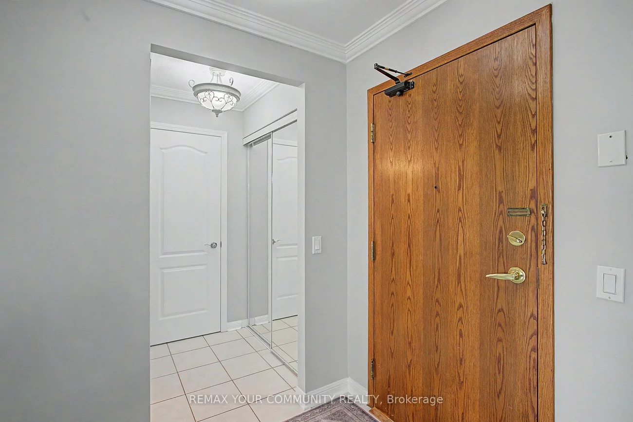 2506, Rutherford, Maple, Vaughan