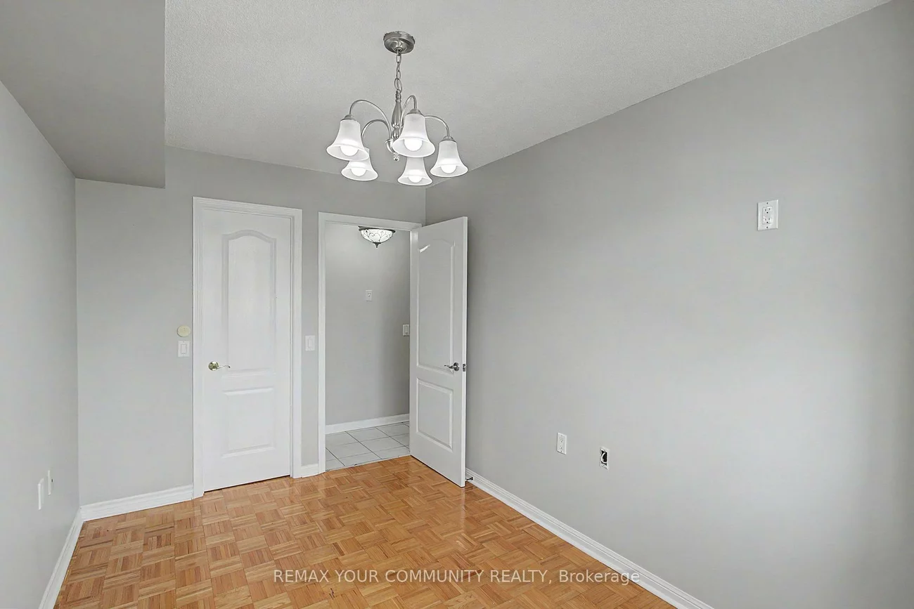 2506, Rutherford, Maple, Vaughan