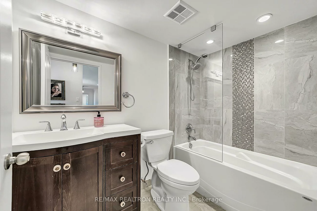 7, Townsgate, Crestwood-Springfarm-Yorkhill, Vaughan
