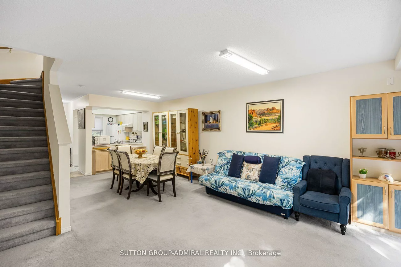735, New Westminster, Brownridge, Vaughan