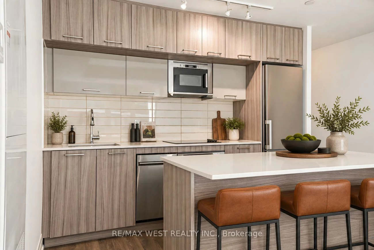 4800, Highway 7, East Woodbridge, Vaughan